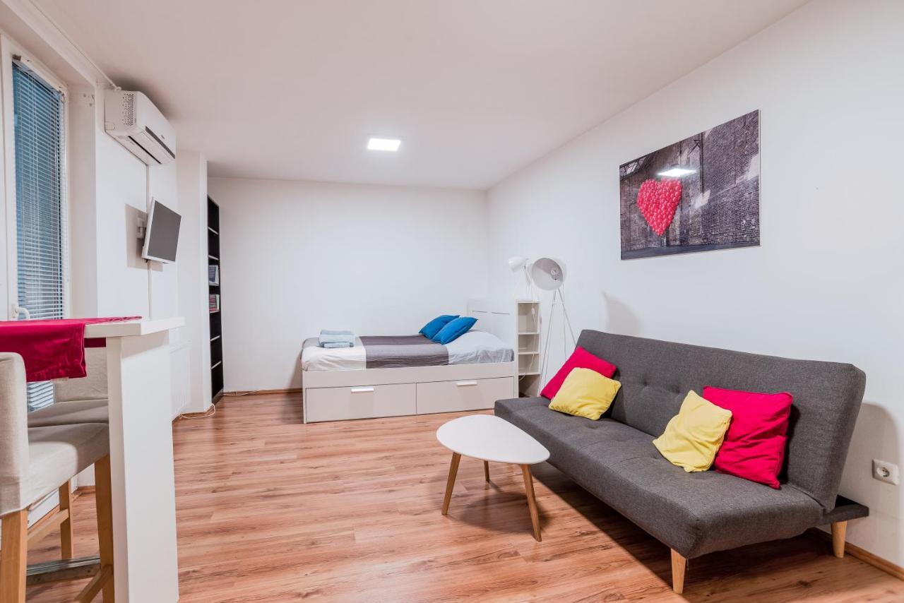 Central Studio Boulevard Budapešť Exteriér fotografie