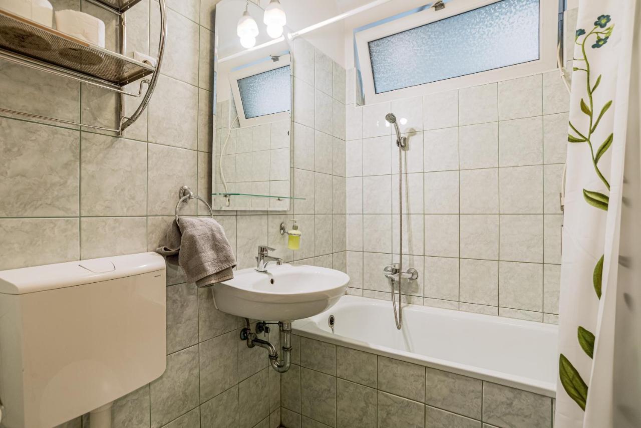Central Studio Boulevard Budapešť Exteriér fotografie
